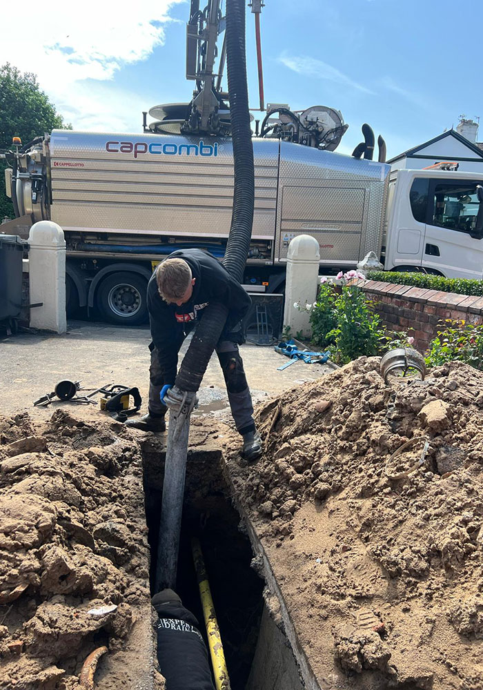 Why Choose a Local, Accredited Blackpool Drainage Company FY1