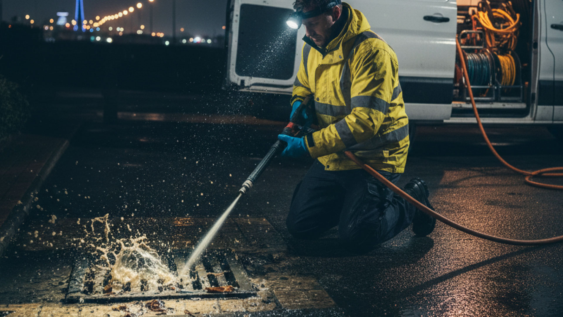 Emergency drain unblocking Blackpool - 24/7 blocked drain specialist Fylde Coast