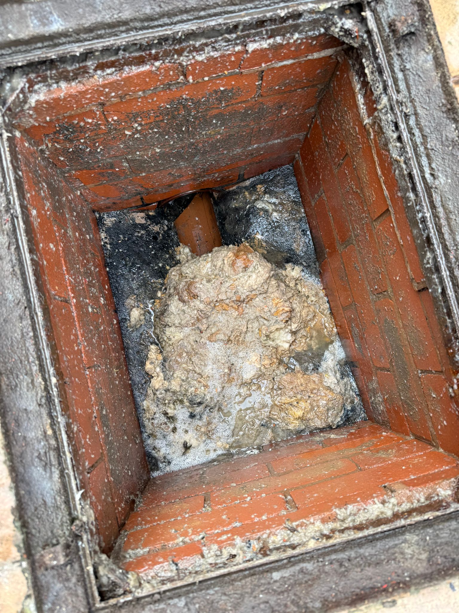 Blocked drain clearance Blackpool FY postcode - local drainage specialist Victorian clay pipes